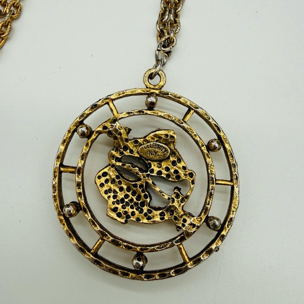 Vintage Pisces Signed Celebrity N.Y. Gold-Tone Fish Pendant Necklace - 50-70’s - Picture 5 of 5